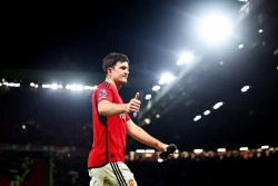 Premier League vinh danh Harry Maguire là cầu thủ xuất sắc nhất tháng 11