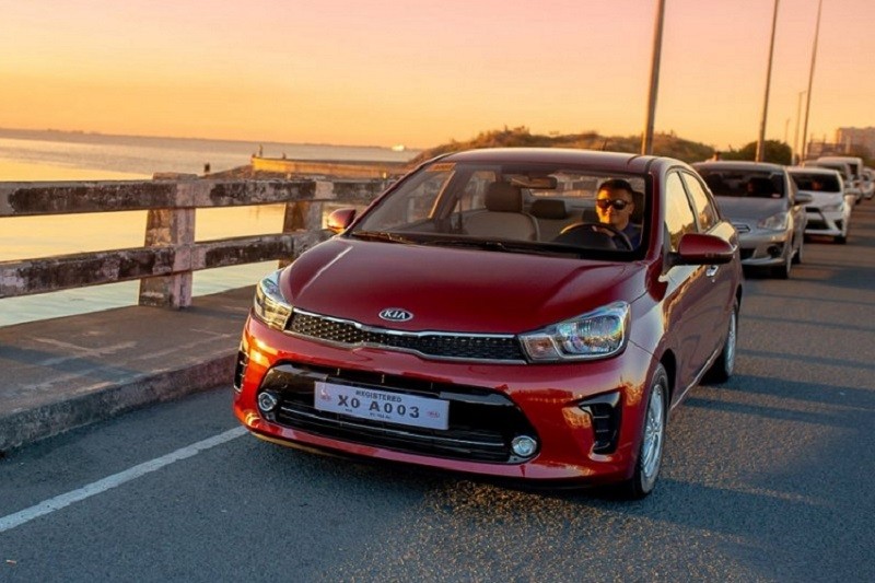 Kia Soluto có giá bán từ 386 triệu đồng, rẻ nhất phân khúc sedan cỡ B.