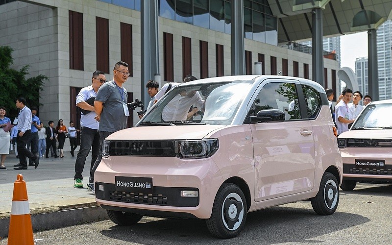 Wuling HongGuang Mini EV 2023 là mẫu ô tô giá rẻ nhất tại Việt Nam.