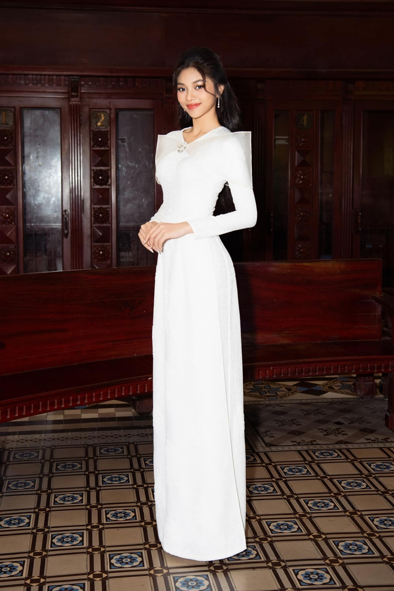 Á hậu Huỳnh Minh Kiên