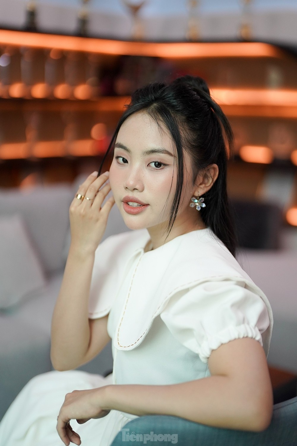 Ca sĩ Phương Mỹ Chi Cô bé dân ca Phương Mỹ Chi 'biến hình' ngoạn mục ở tuổi 22