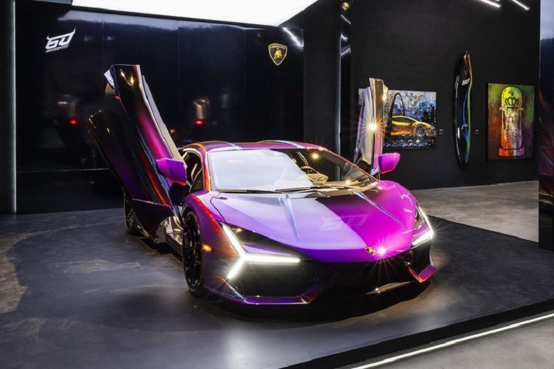 Cận cảnh siêu xe Lamborghini Revuelto Opera Unica phiên bản đặc biệt vừa ra mắt