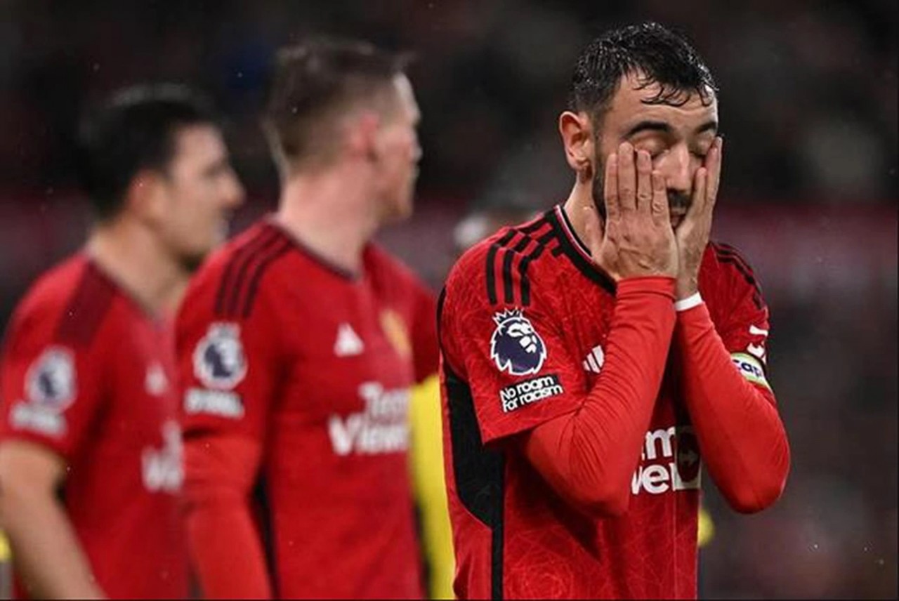 Sau trận thua đậm Bournemouth, Man Utd chịu tổn thất lớn Sau trận thua đậm Bournemouth, Man Utd chịu tổn thất lớn