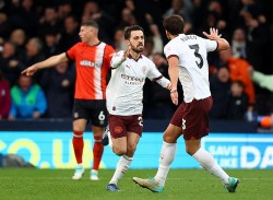 Ngoại hạng Anh: Hình ảnh trận đấu Bernardo Silva, Jack Grealish lập công giúp Man City thắng Luton Town