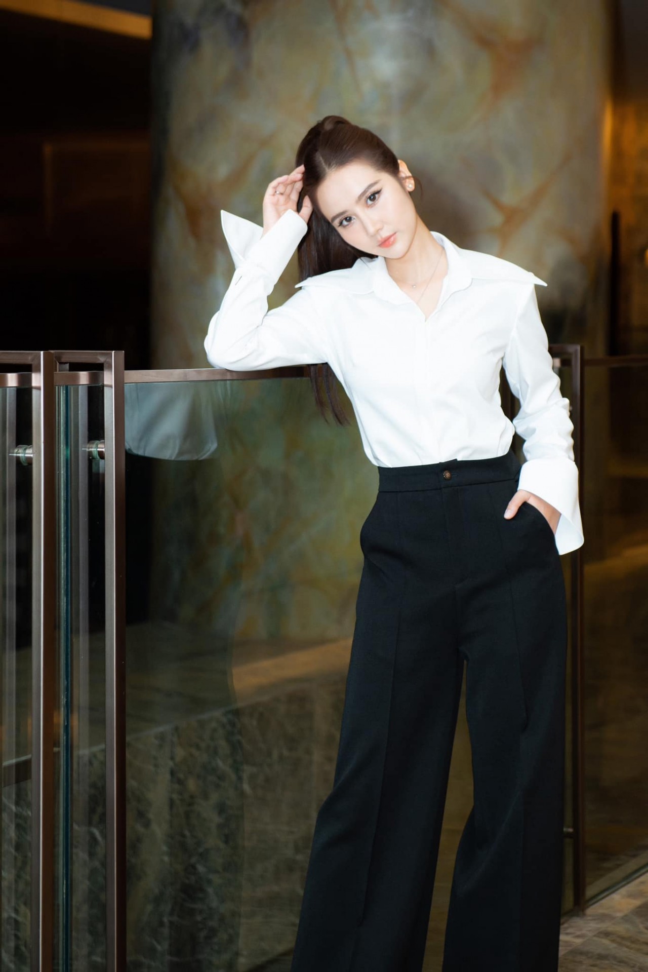 Nhan sắc Phan Minh Huyền