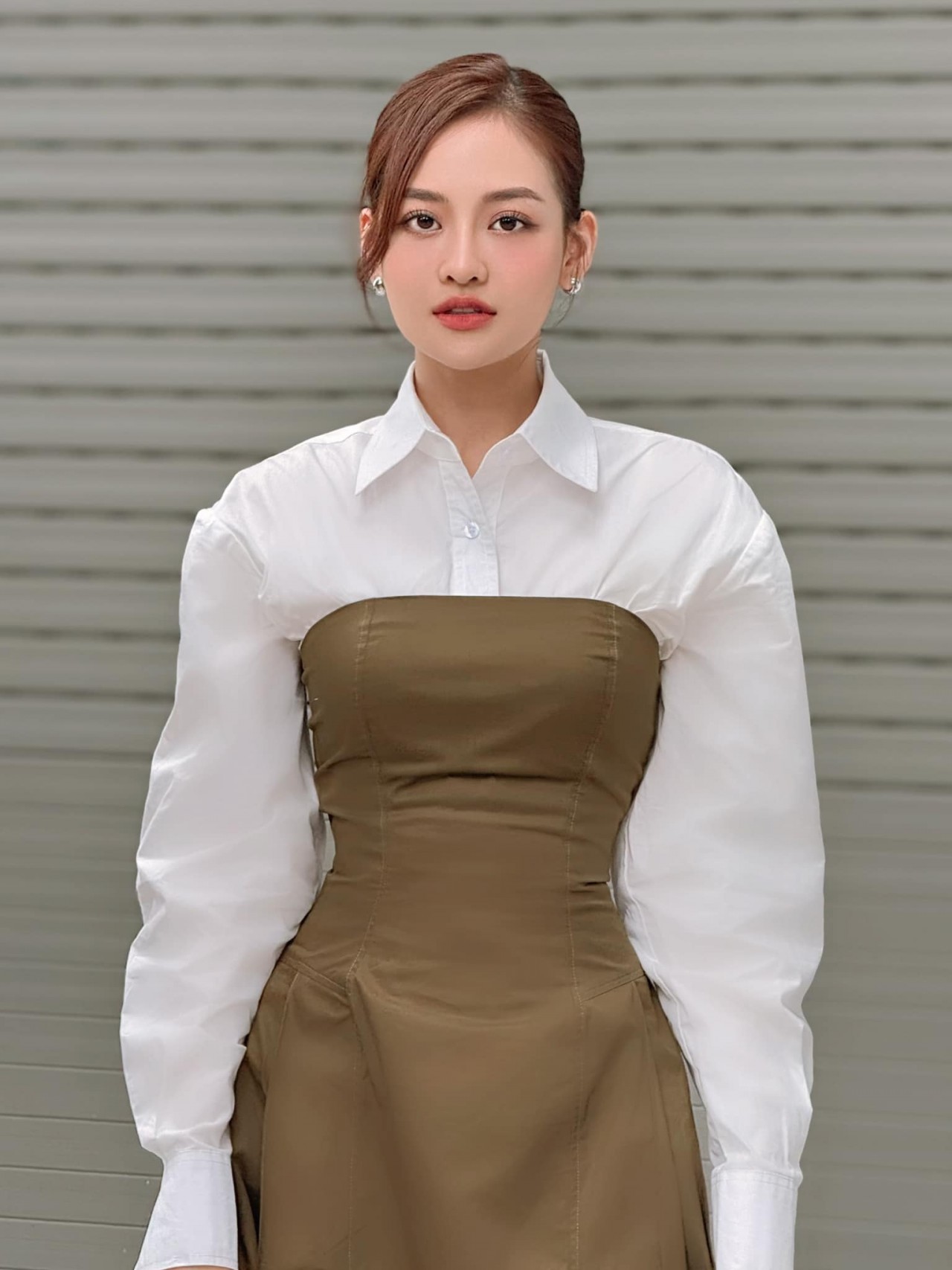 Ngắm sắc vóc diễn viên Thùy Anh