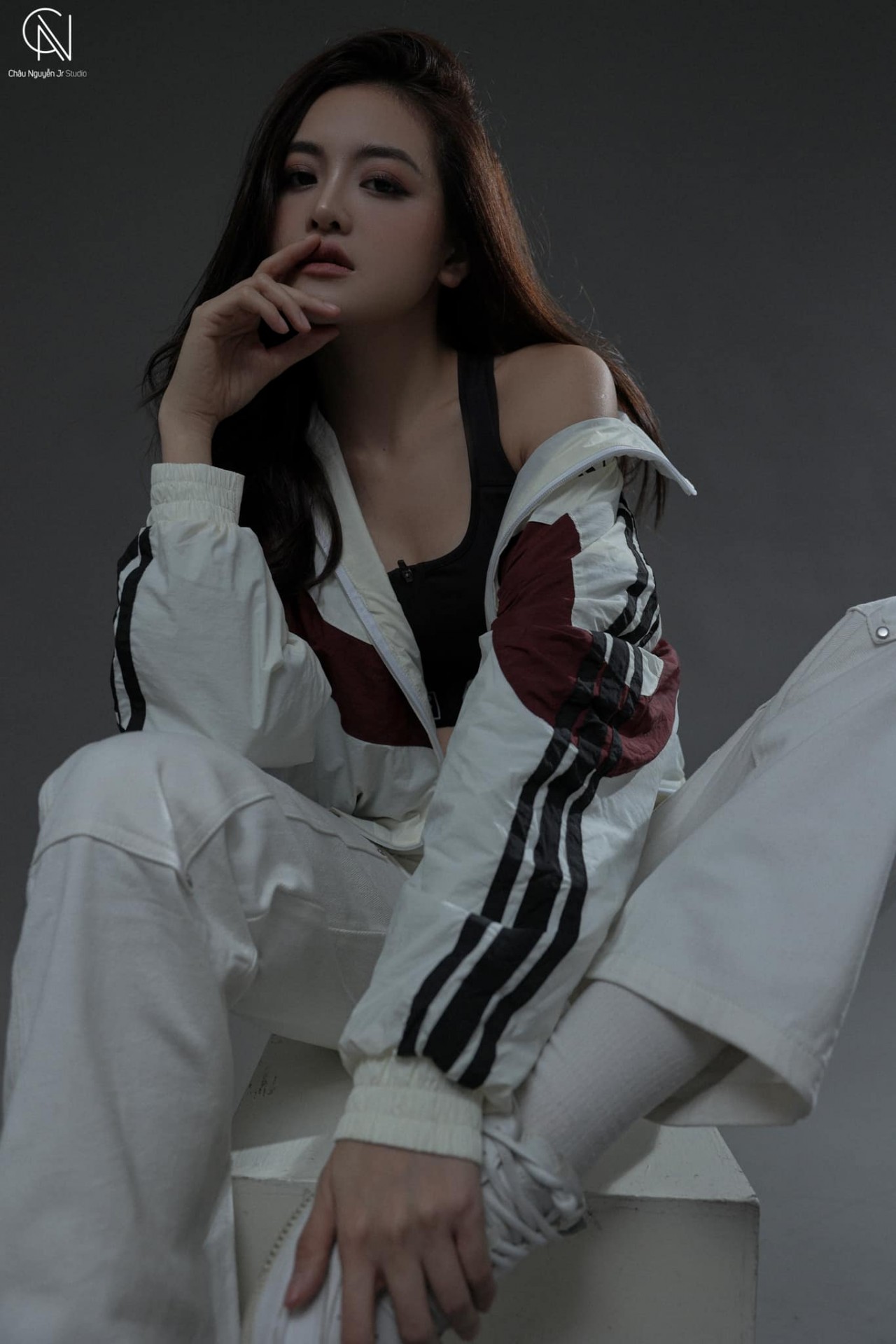 Ngắm sắc vóc diễn viên Thùy Anh