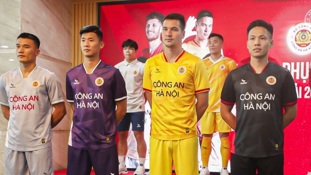 afc filip nguyen du dieu kien khoac ao doi tuyen viet nam theo quy dinh