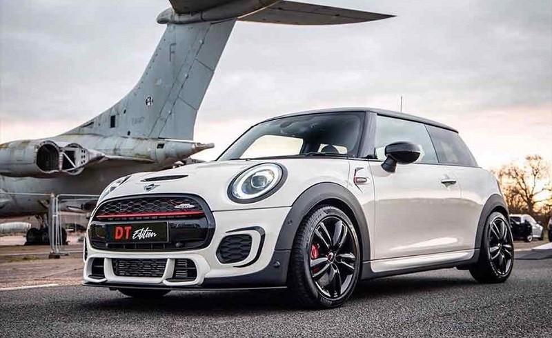 Cập nhật bảng giá xe hãng Mini mới nhất tháng 12/2023.