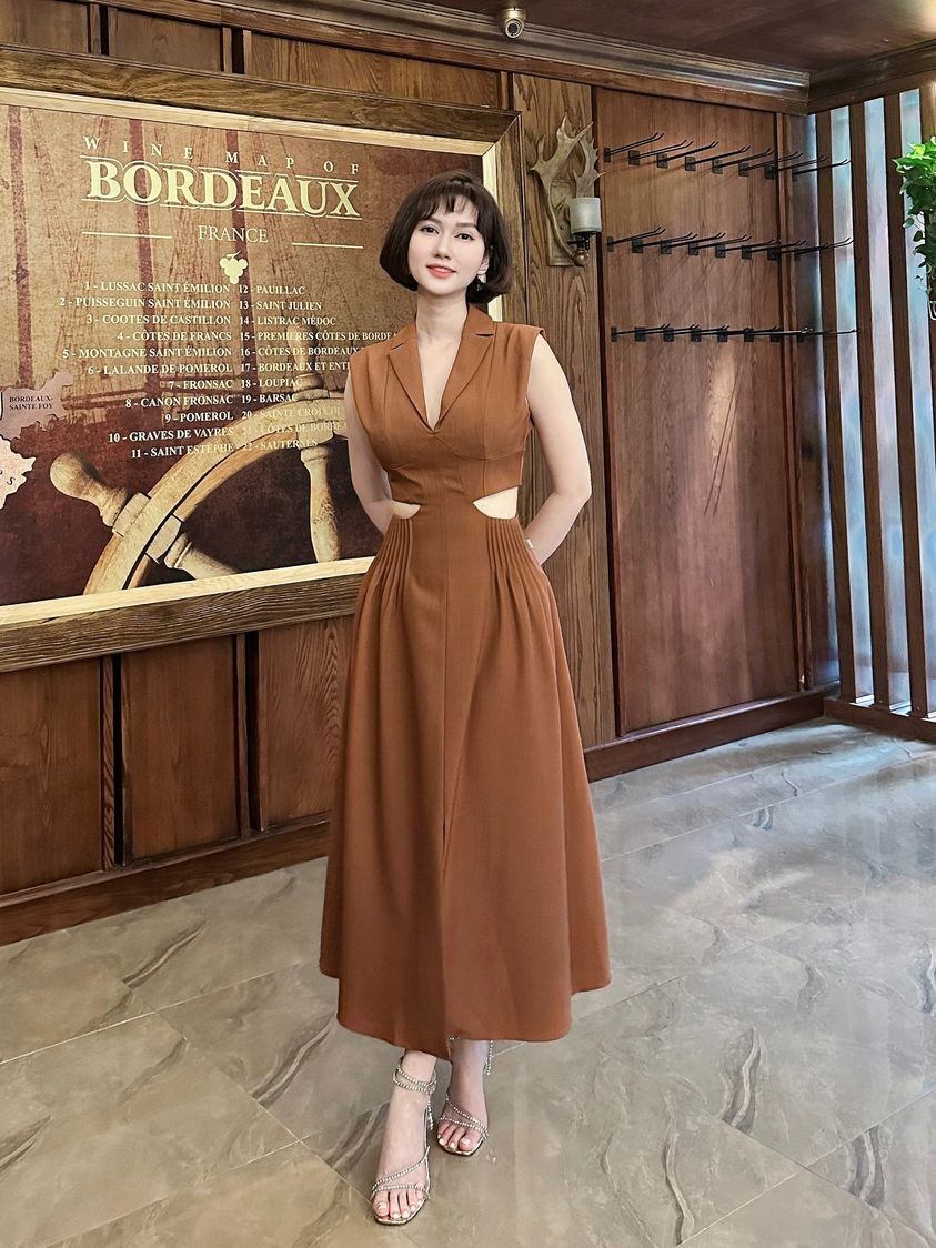 Diễn viên Hương Giang