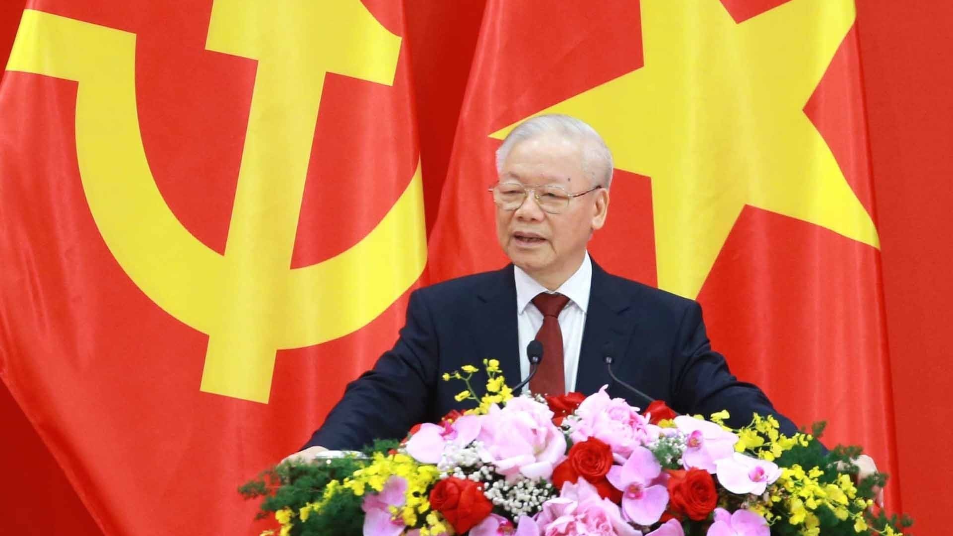 tu hao va tin tuong duoi la co ve vang cua dang quyet tam xay dung nuoc viet nam ngay cang giau manh van minh van hien va anh hung