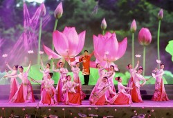 Chương trình nghệ thuật đặc sắc chào mừng 50 năm ASEAN - Nhật Bản