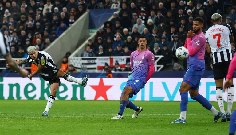 Hình ảnh trận đấu AC Milan