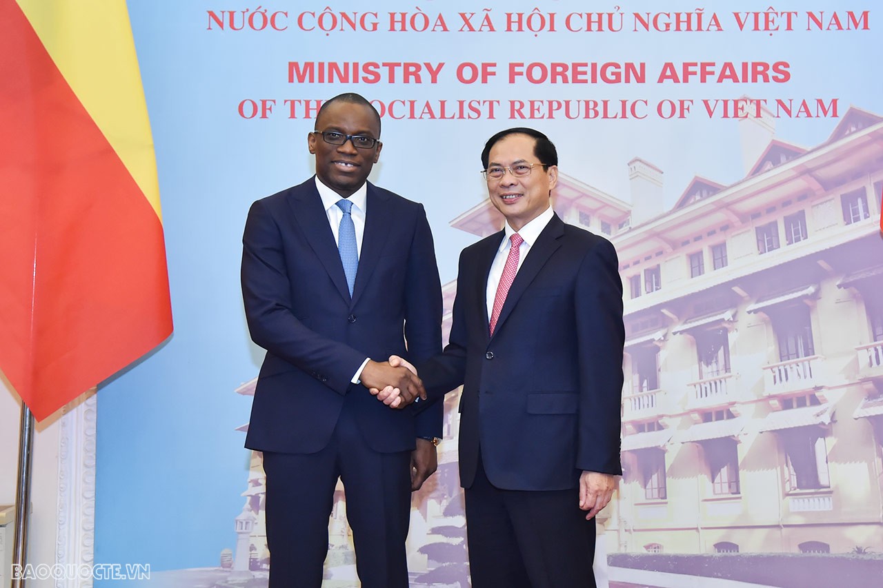 Benin là một quốc gia nằm ở khu vực Tây Phi, thiết lập quan hệ ngoại giao với Việt Nam ngày 14/3/1973.