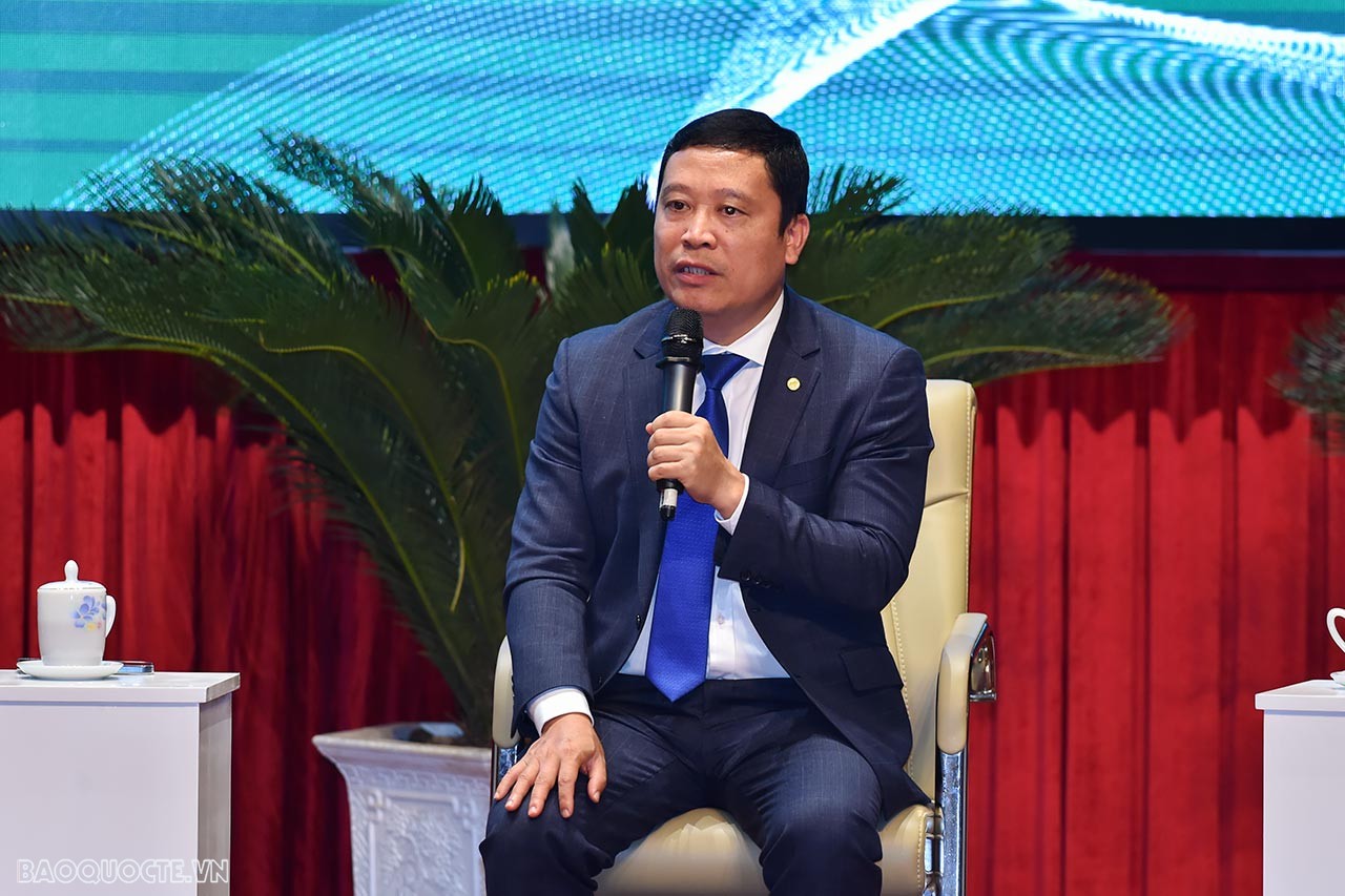 Đại sứ và doanh nghiệp cùng bàn giải pháp khắc phục thách thức, tận dụng cơ hội, hội nhập thành công