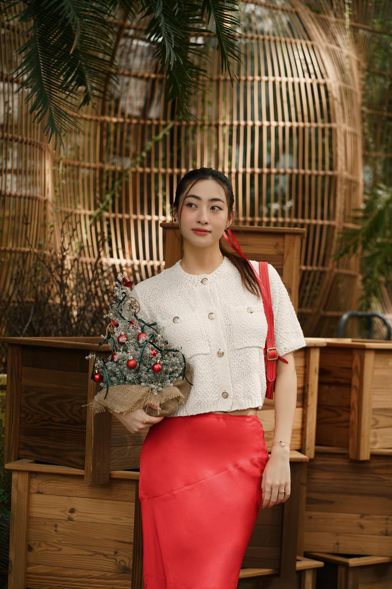 Hoa hậu Lương Thùy Linh