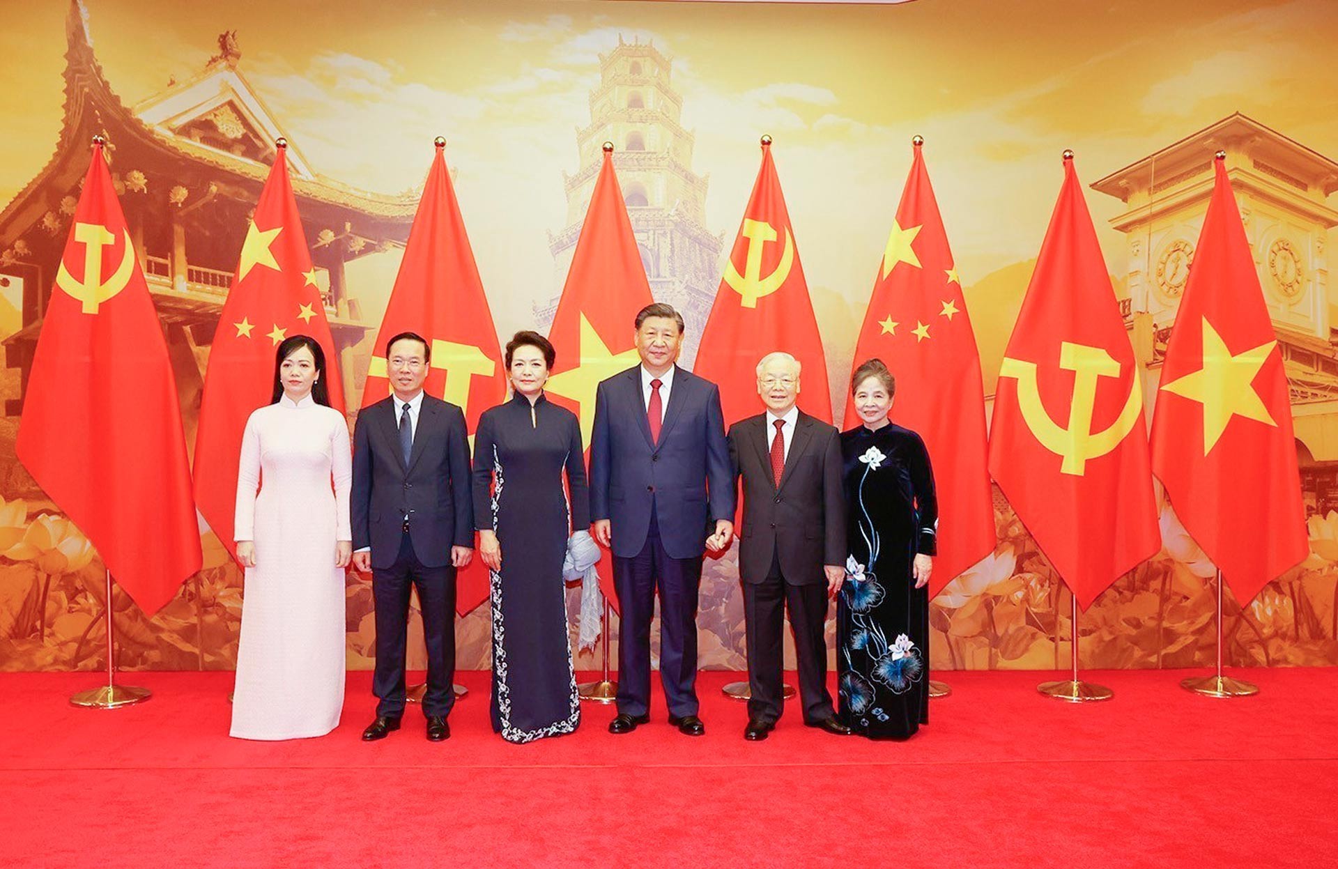 Chuyến thăm cấp Nhà nước của Tổng Bí thư, Chủ tịch nước Trung Quốc Tập Cận Bình tới Việt Nam theo lời mời của Tổng Bí thư Nguyễn Phú Trọng và Chủ tịch nước Võ Văn Thưởng là hoạt động đối ngoại cấp cao quan trọng trong năm 2023.