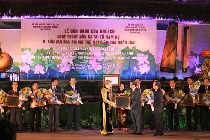 Đờn ca tài tử Nam Bộ: Nốt thăng trong bản nhạc văn hóa dân tộc Đờn ca tài tử Nam Bộ: Nốt thăng trong bản nhạc văn hóa dân tộc