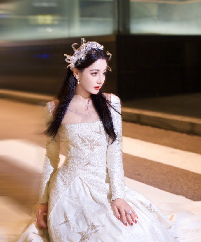 Địch Lệ Nhiệt Ba