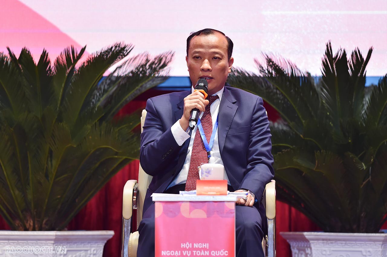 (Trực tuyến) Đẩy mạnh công tác đối ngoại và hội nhập quốc tế đáp ứng yêu cầu phát triển của các địa phương trong tình hình mới (Trực tuyến) Đẩy mạnh công tác đối ngoại và hội nhập quốc tế đáp ứng yêu cầu phát triển của các địa phương trong tình hình mới