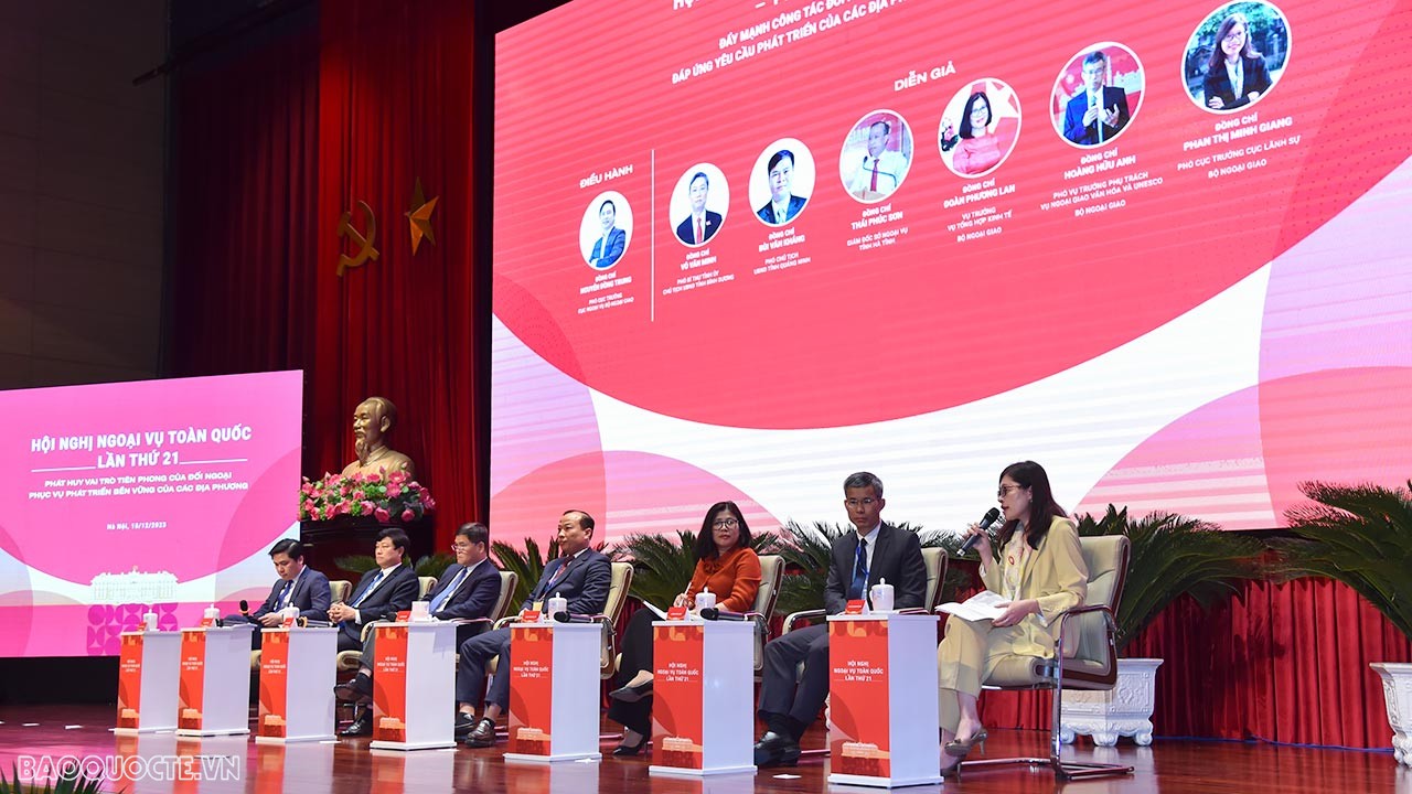 (Trực tuyến) Đẩy mạnh công tác đối ngoại và hội nhập quốc tế đáp ứng yêu cầu phát triển của các địa phương trong tình hình mới (Trực tuyến) Đẩy mạnh công tác đối ngoại và hội nhập quốc tế đáp ứng yêu cầu phát triển của các địa phương trong tình hình mới