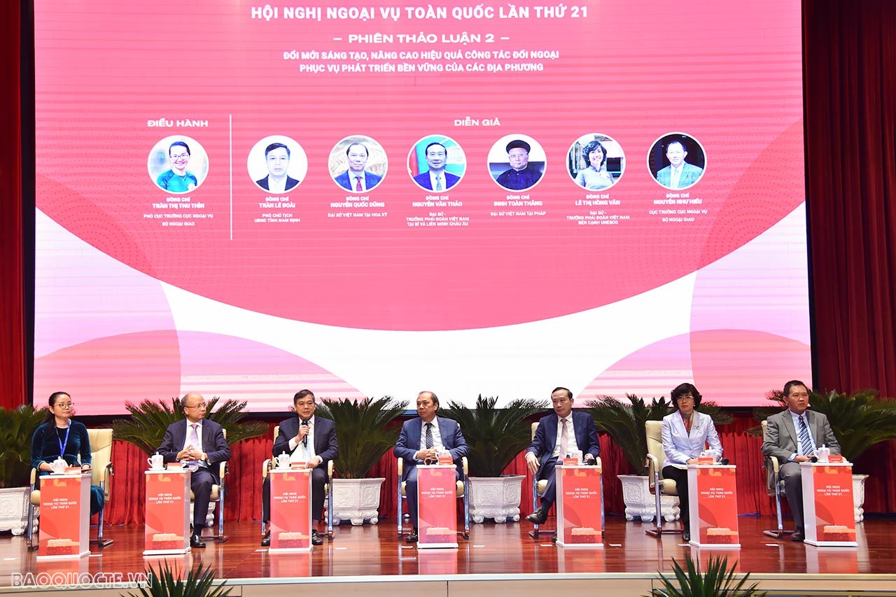 (Trực tuyến) Đổi mới sáng tạo, nâng cao hiệu quả công tác đối ngoại phục vụ phát triển bền vững của các địa phương (Trực tuyến) Đổi mới sáng tạo, nâng cao hiệu quả công tác đối ngoại phục vụ phát triển bền vững của các địa phương