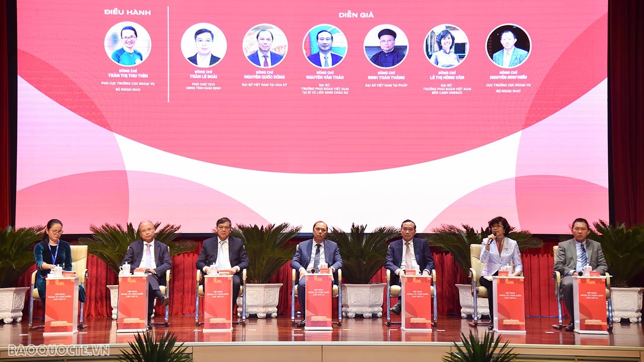 (Trực tuyến) Đổi mới sáng tạo, nâng cao hiệu quả công tác đối ngoại phục vụ phát triển bền vững của các địa phương (Trực tuyến) Đổi mới sáng tạo, nâng cao hiệu quả công tác đối ngoại phục vụ phát triển bền vững của các địa phương