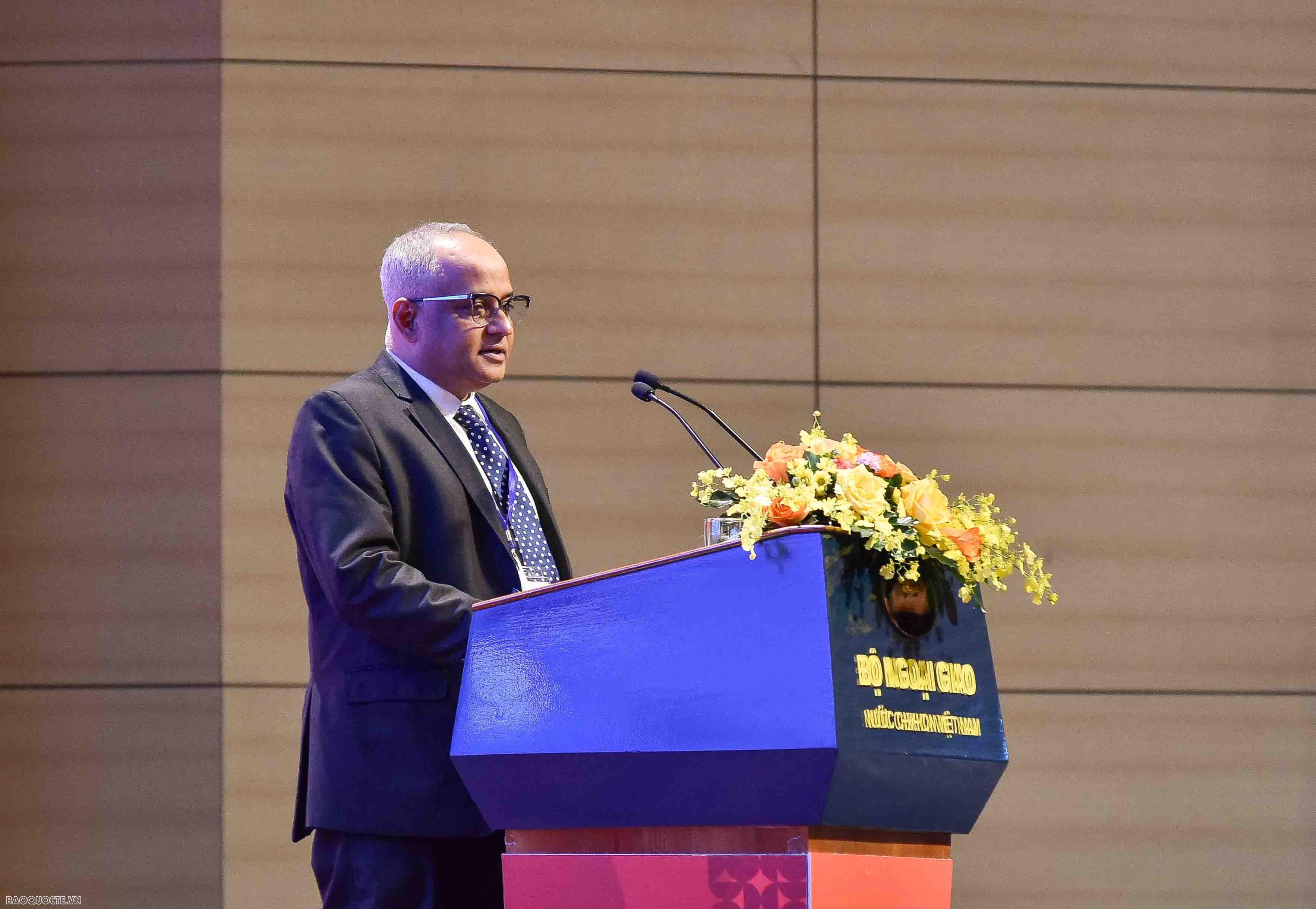 (Trực tuyến) Tăng cường thu hút đầu tư chất lượng cao hướng tới mục tiêu phát triển xanh và bền vững của địa phương (Trực tuyến) Tăng cường thu hút đầu tư chất lượng cao hướng tới mục tiêu phát triển xanh và bền vững của địa phương