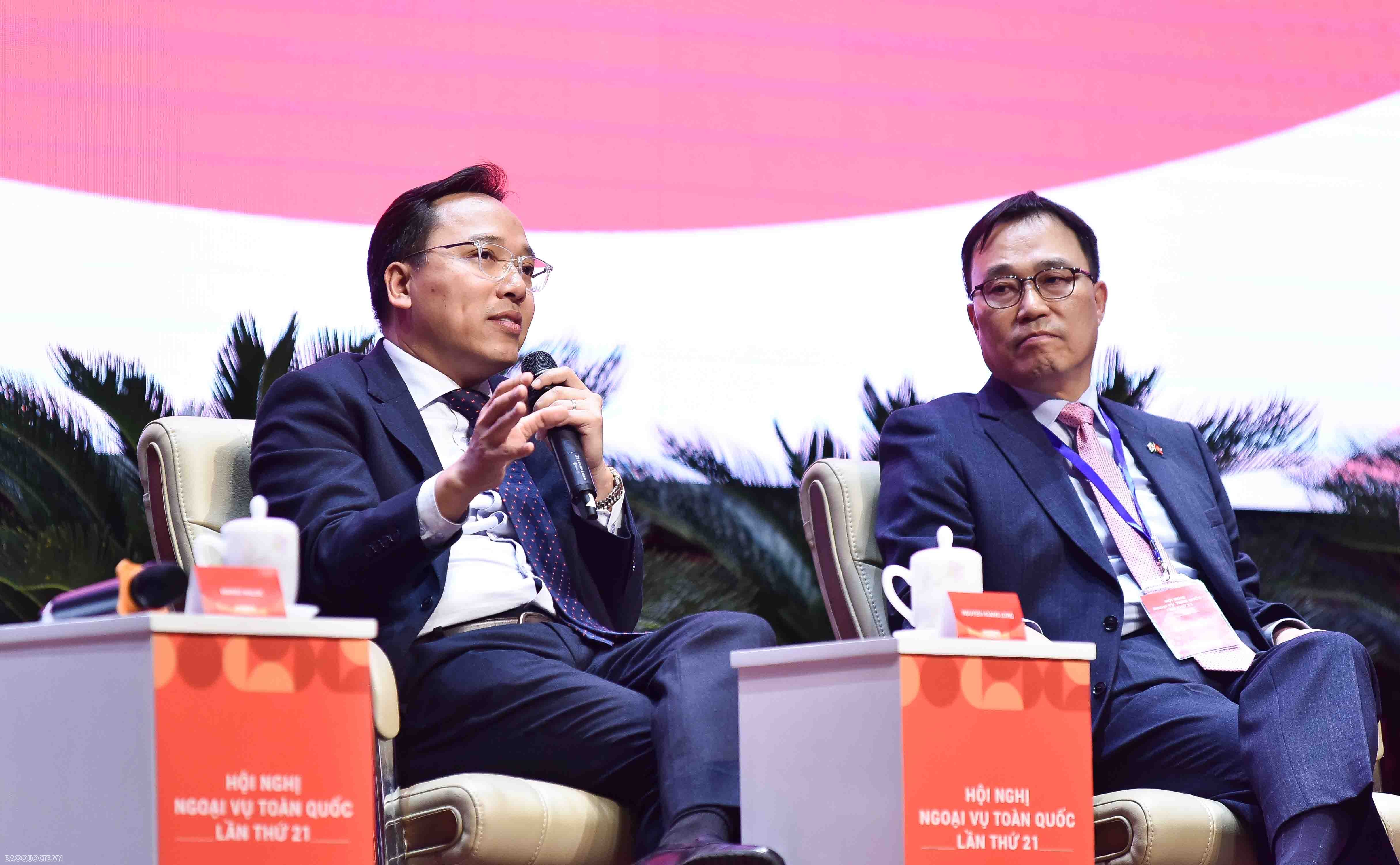 (Trực tuyến) Tăng cường thu hút đầu tư chất lượng cao hướng tới mục tiêu phát triển xanh và bền vững của địa phương (Trực tuyến) Tăng cường thu hút đầu tư chất lượng cao hướng tới mục tiêu phát triển xanh và bền vững của địa phương