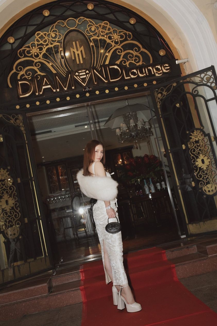 Diễn viên Lý Nhã Kỳ