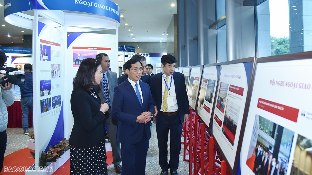 Hội nghị Ngoại vụ lần thứ 21: Vì sự phát triển xanh và bền vững của địa phương