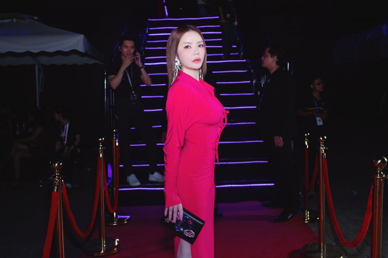 Diễn viên Lý Nhã Kỳ