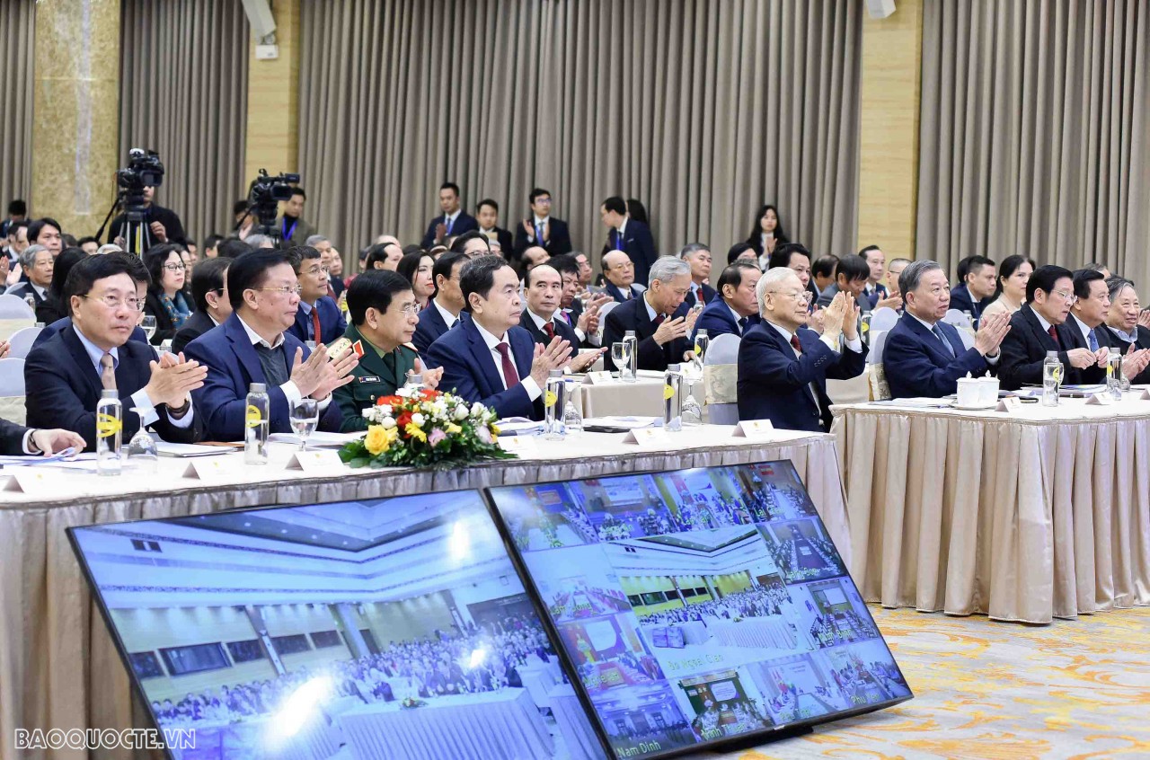 [TỔNG THUẬT] Khai mạc Hội nghị Ngoại giao lần thứ 32 - Phát huy vai trò tiên phong, xây dựng nền ngoại giao toàn diện, hiện đại, vững mạnh