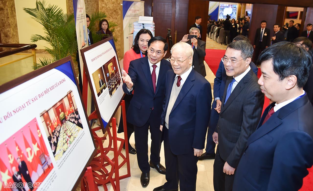 [TỔNG THUẬT] Khai mạc Hội nghị Ngoại giao lần thứ 32 - Phát huy vai trò tiên phong, xây dựng nền ngoại giao toàn diện, hiện đại, vững mạnh