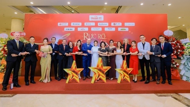 hoan tt ra mat loat thuc pham va hang tieu dung moi tu australia va han quoc