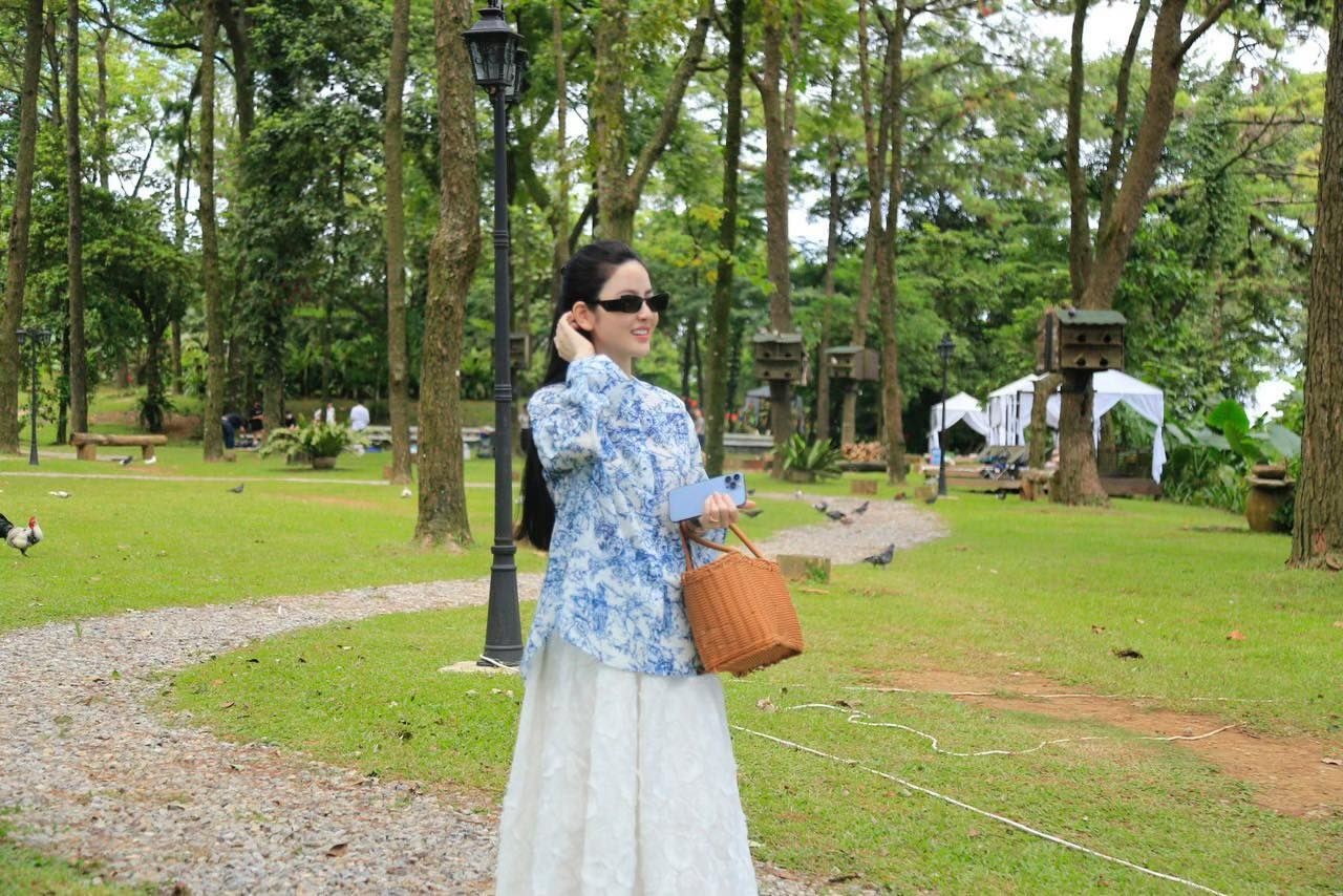 Nhan sắc bạn gái Quang Hải