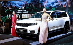 Jeep Grand Cherokee L 2023 có thêm phiên bản đặc biệt, giá từ 6,8 tỷ đồng