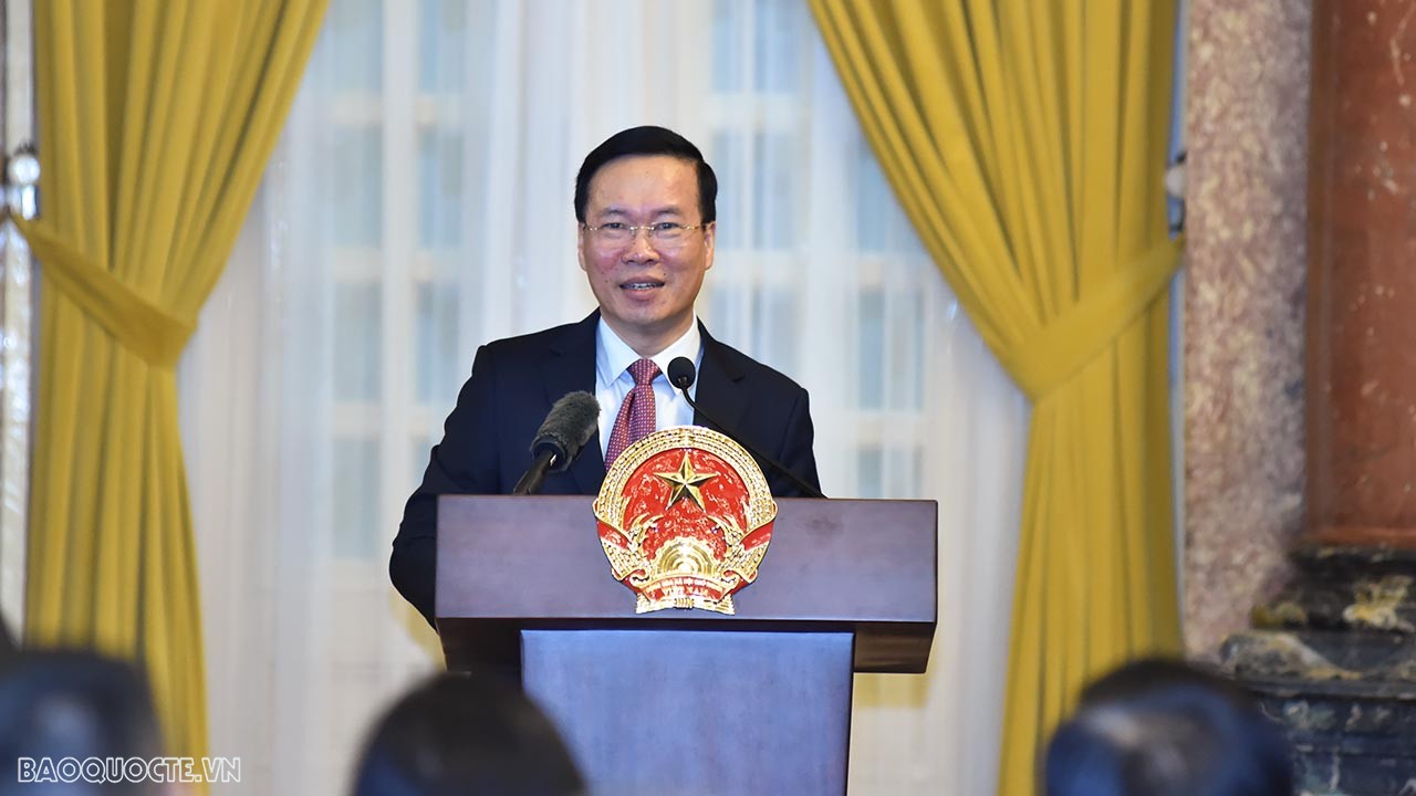 Chủ tịch nước Võ Văn Thưởng: ngành Ngoại giao sẽ phát huy tốt vai trò tiên phong Chủ tịch nước Võ Văn Thưởng: ngành Ngoại giao sẽ phát huy tốt vai trò tiên phong