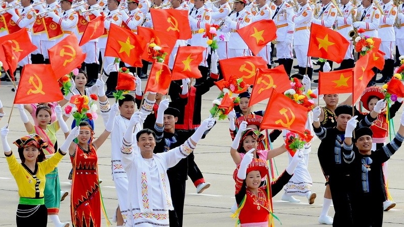 Con người - chủ thể tham gia, thụ hưởng thành quả của phát triển