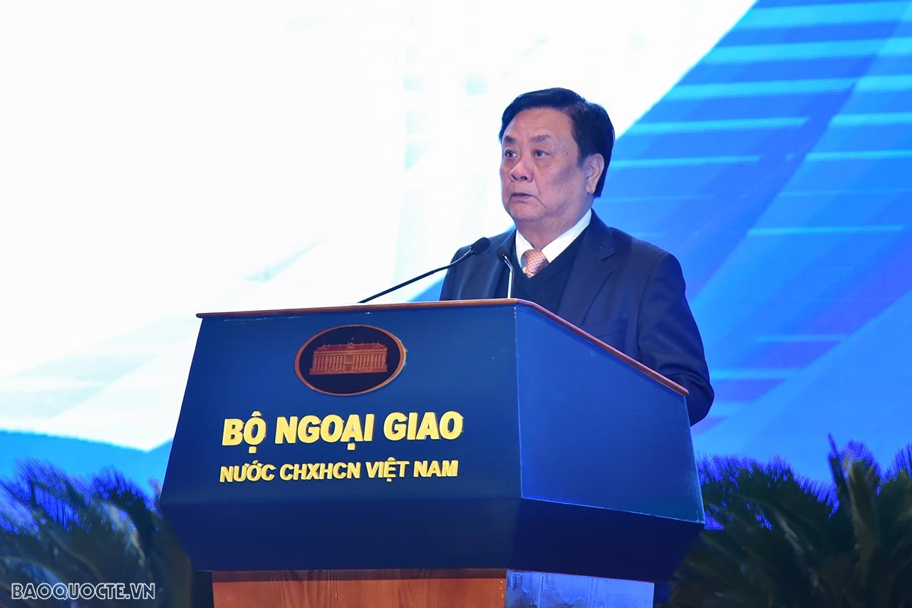 (Trực tuyến) Thủ tướng Chính phủ tham dự và phát biểu chỉ đạo tại Phiên toàn thể Ngoại giao Kinh tế phục vụ phát triển đất nước