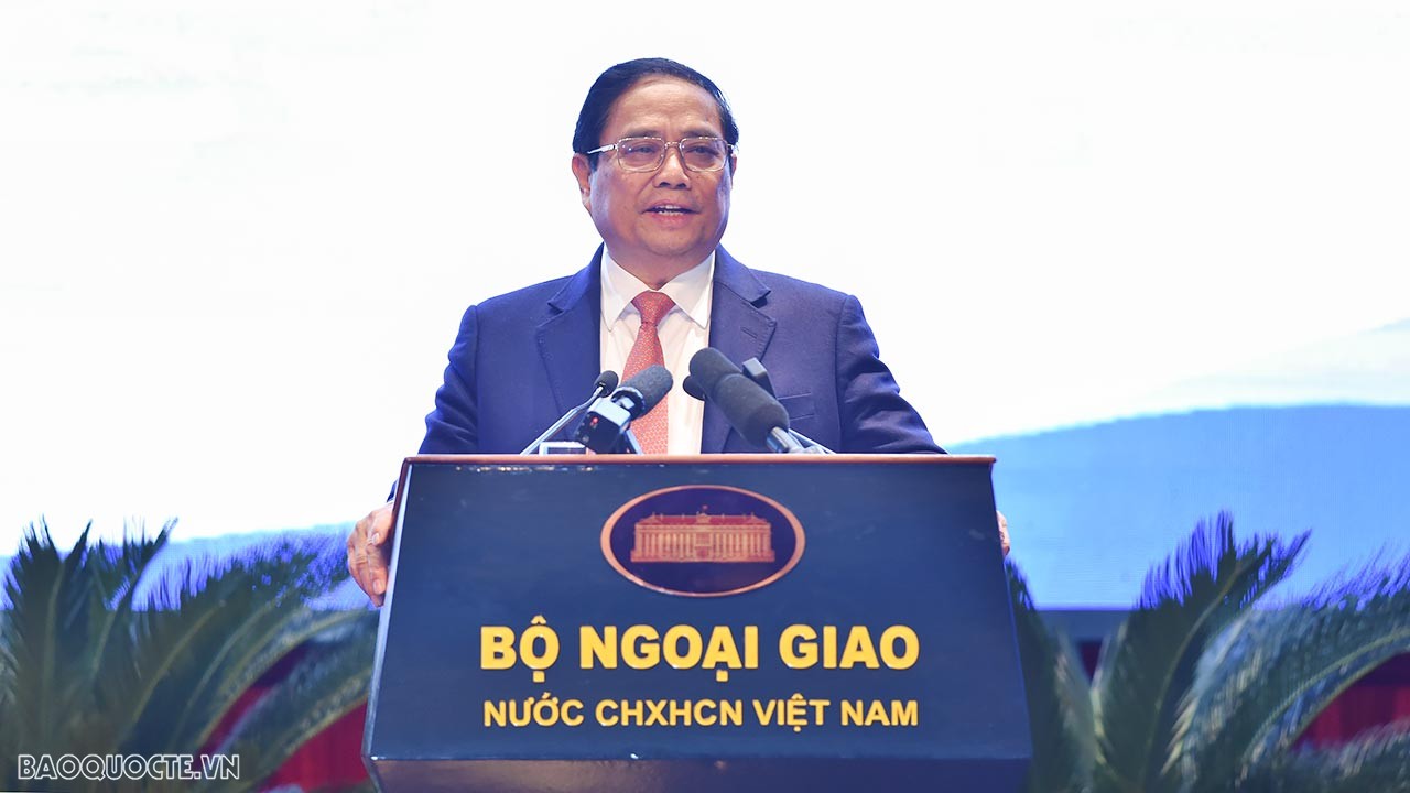 Toàn cảnh Thủ tướng Phạm Minh Chính tham dự Phiên toàn thể Ngoại giao Kinh tế phục vụ phát triển đất nước