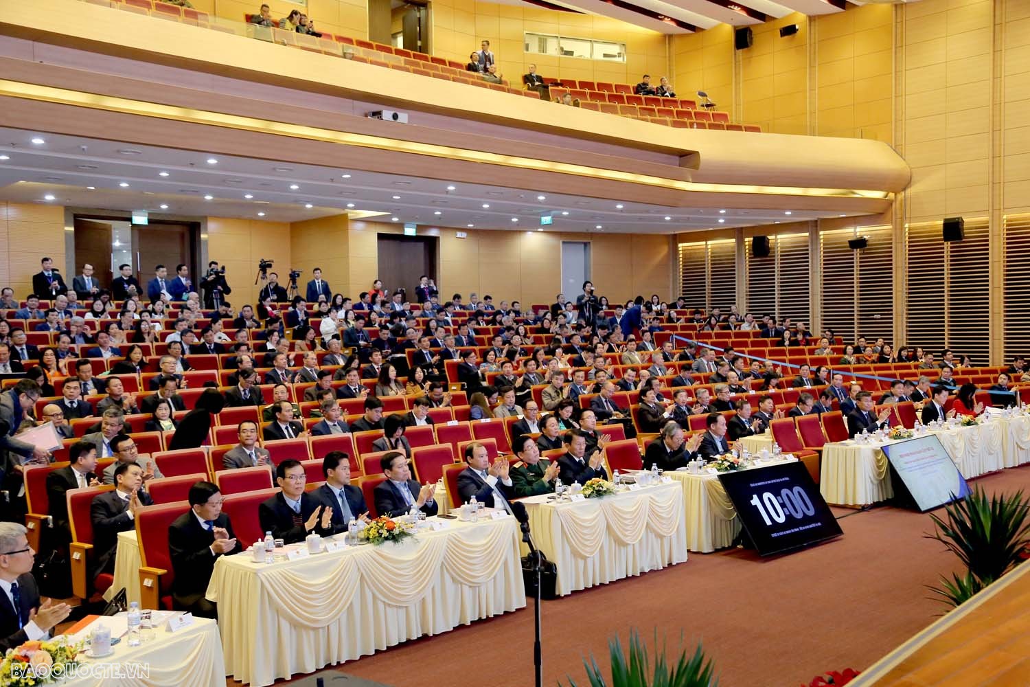 Hội nghị Ngoại giao 32: Công tác Đảng góp phần hiện thực hóa tầm nhìn và khát vọng phát triển đất nước Hội nghị Ngoại giao 32: Công tác Đảng góp phần hiện thực hóa tầm nhìn và khát vọng phát triển đất nước