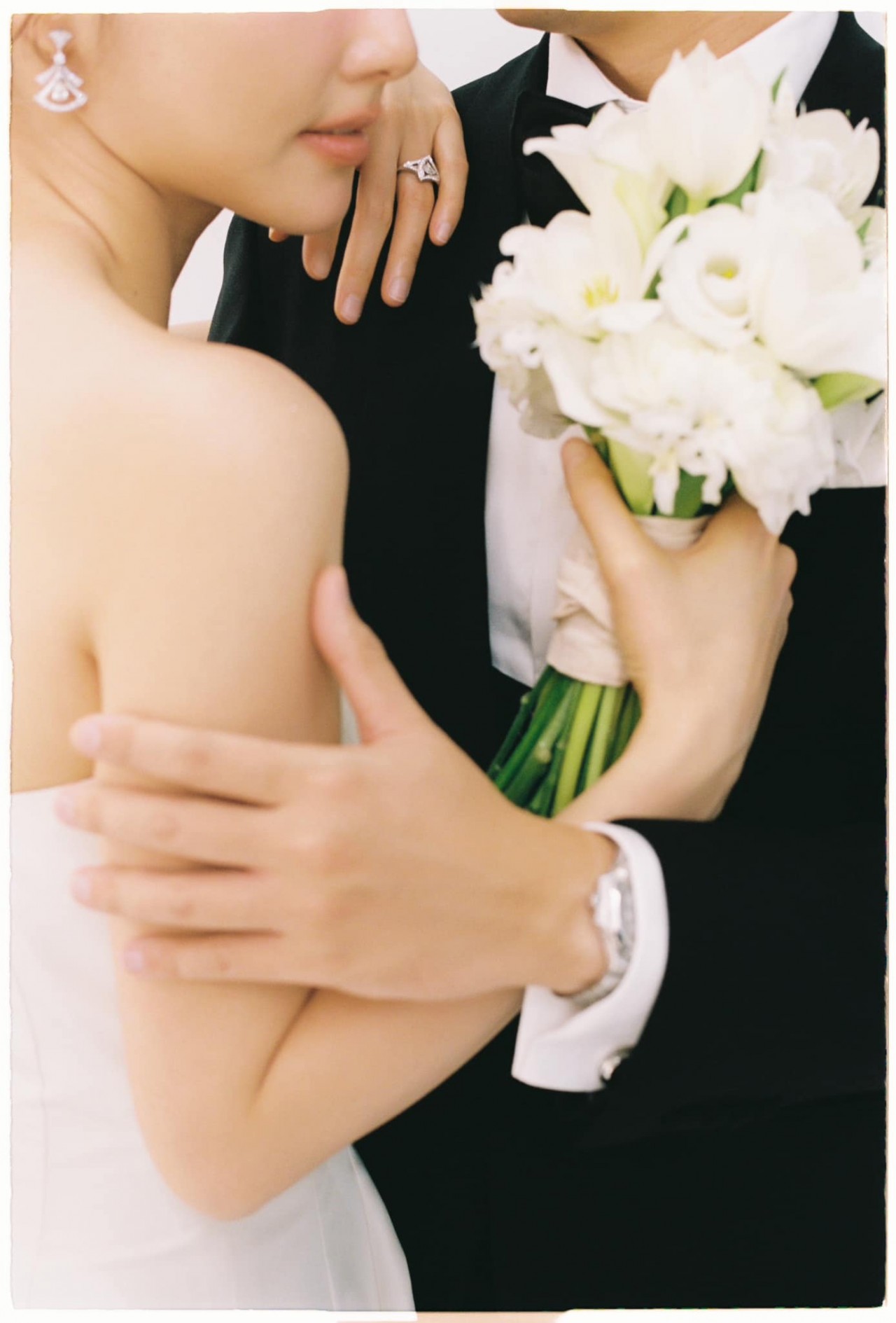 Ngắm ảnh cưới đẹp nên thơ của Diễm My 9X