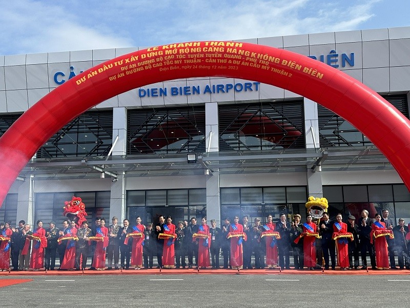 Thủ tướng phát lệnh khánh thành 4 dự án giao thông quan trọng Thủ tướng phát lệnh khánh thành 4 dự án giao thông quan trọng