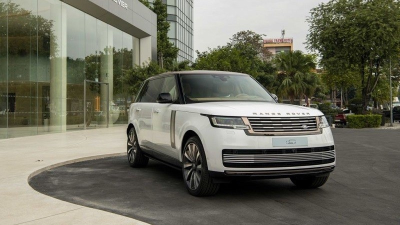 Cận cảnh Range Rover SV ra mắt tại Việt Nam, giá từ 16,869 tỷ đồng