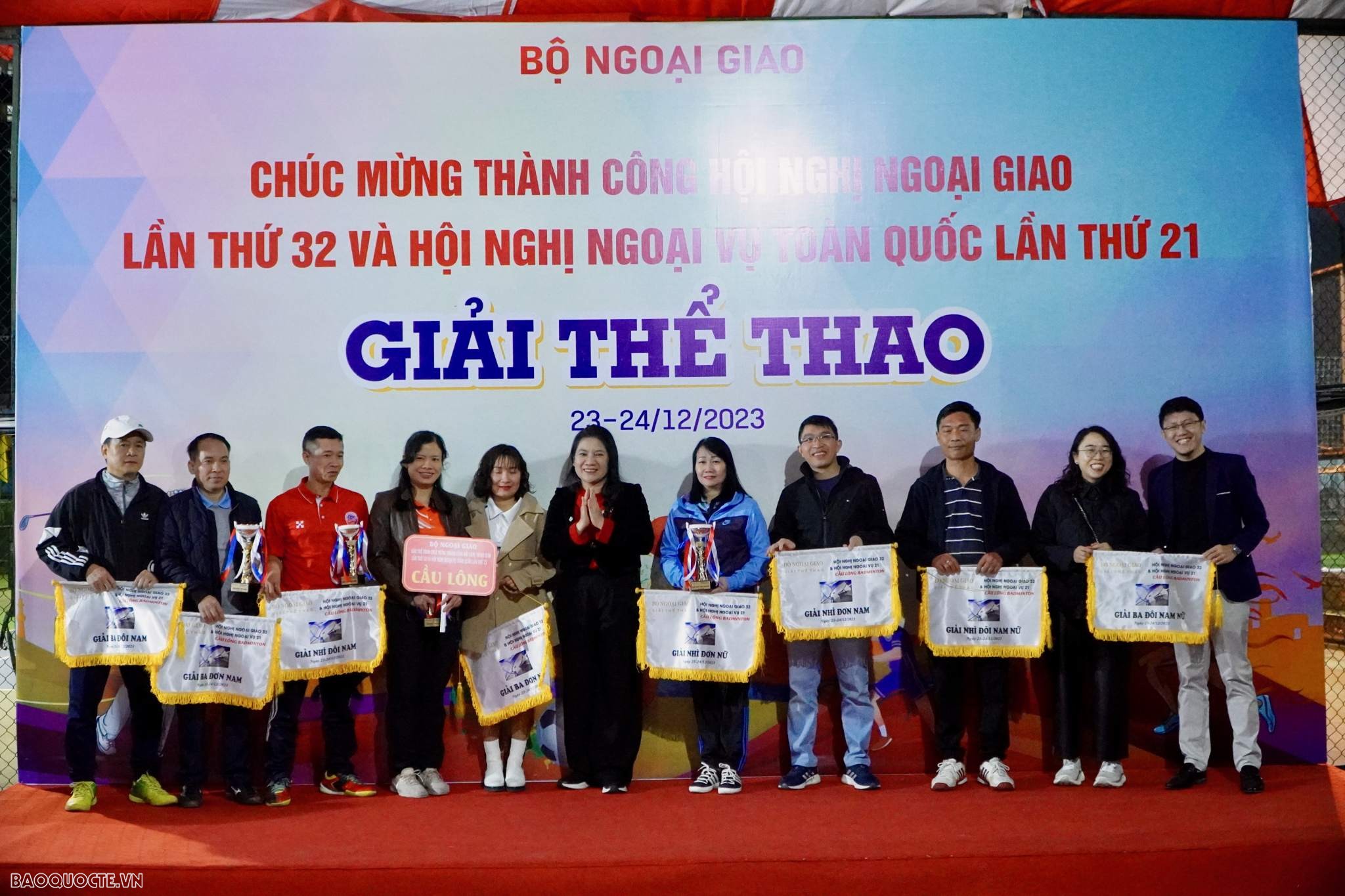 Tưng bừng không khí của giải thể thao Bộ Ngoại giao