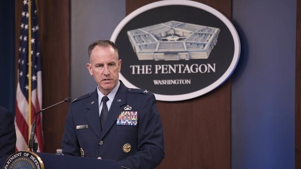 tho nhi ky hien dai hoa quoc phong bang may bay f16 cua my