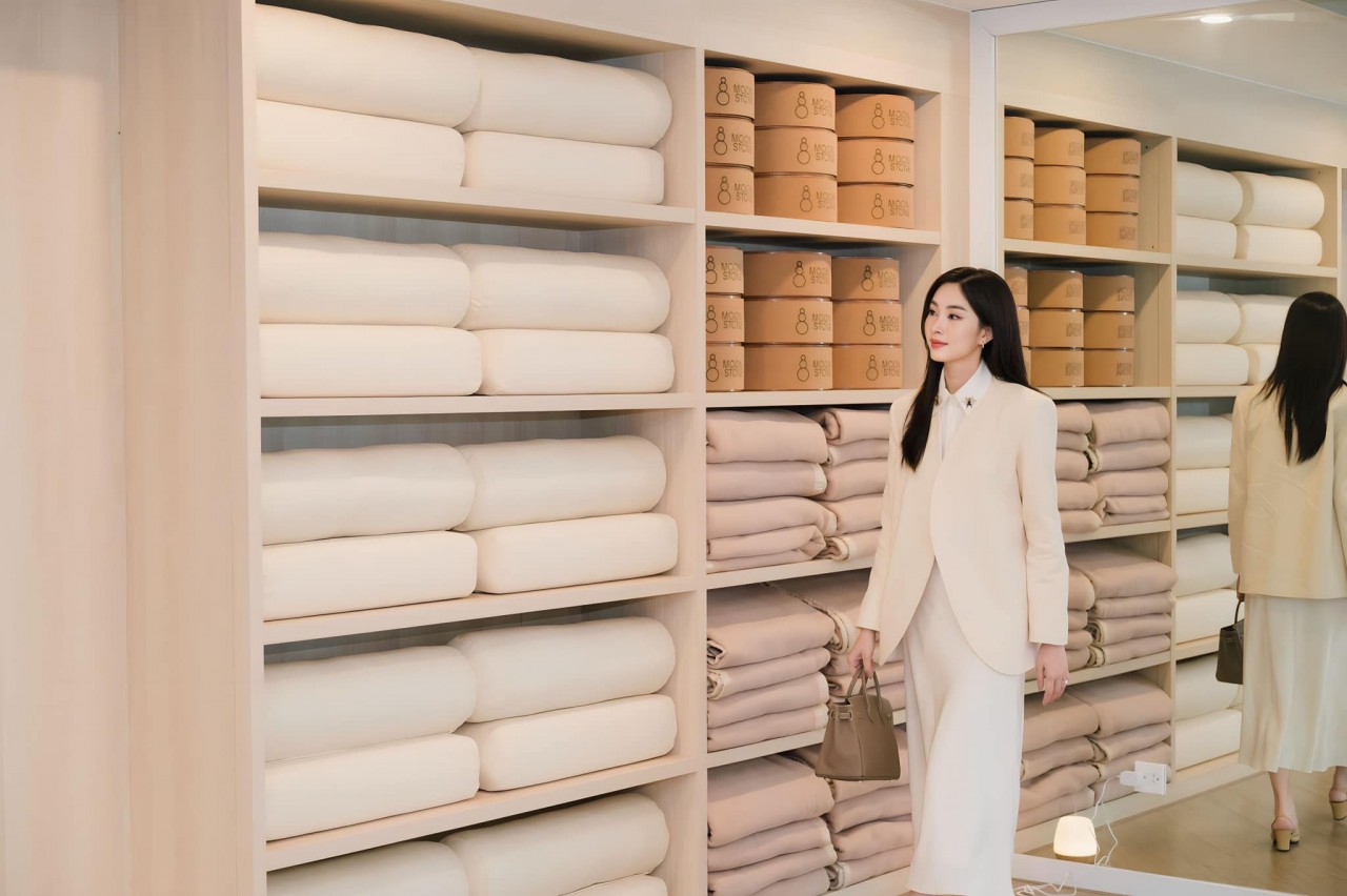 Hoa hậu Đặng Thu Thảo