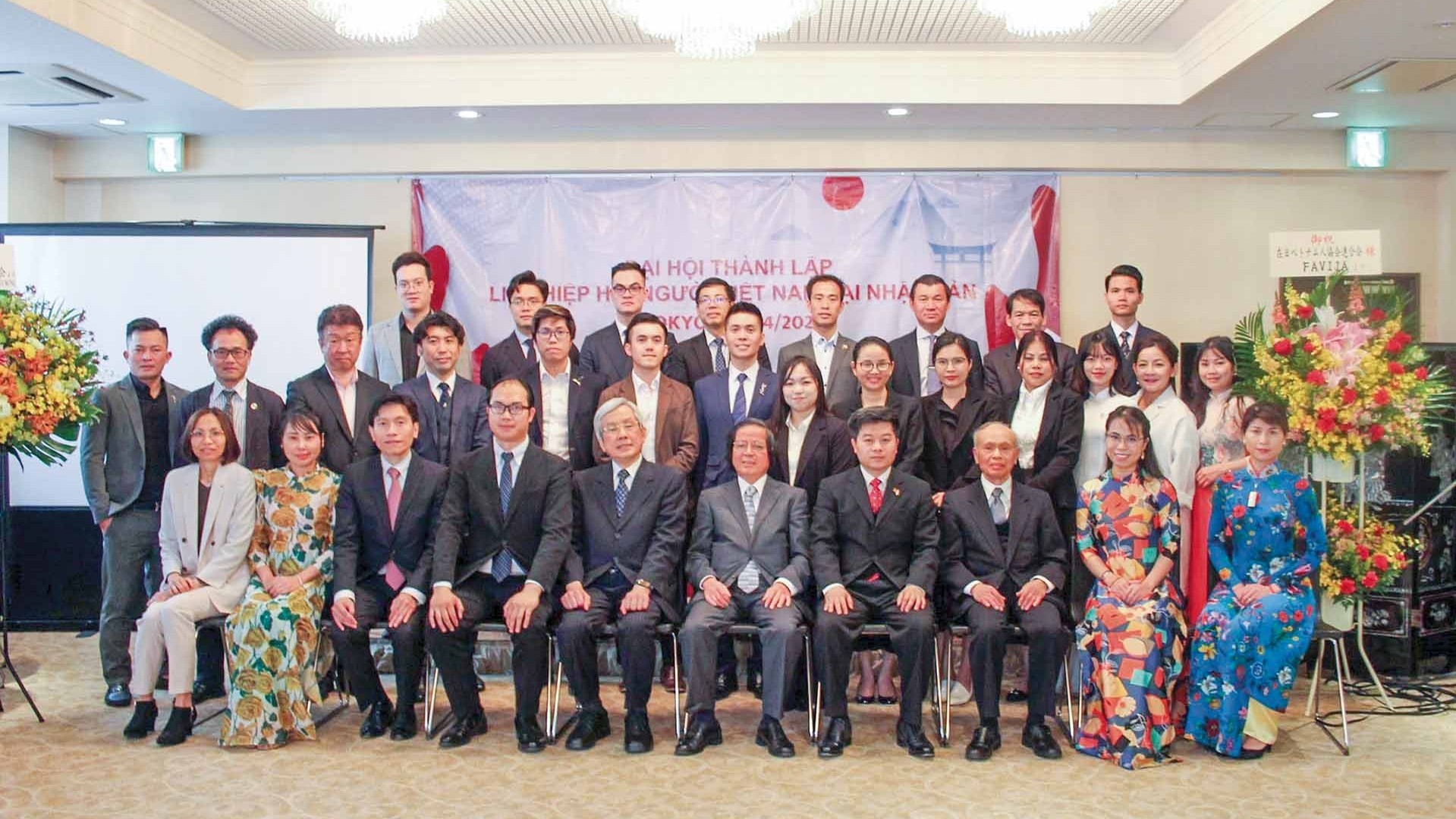 Phát huy nội lực để xây dựng cộng đồng