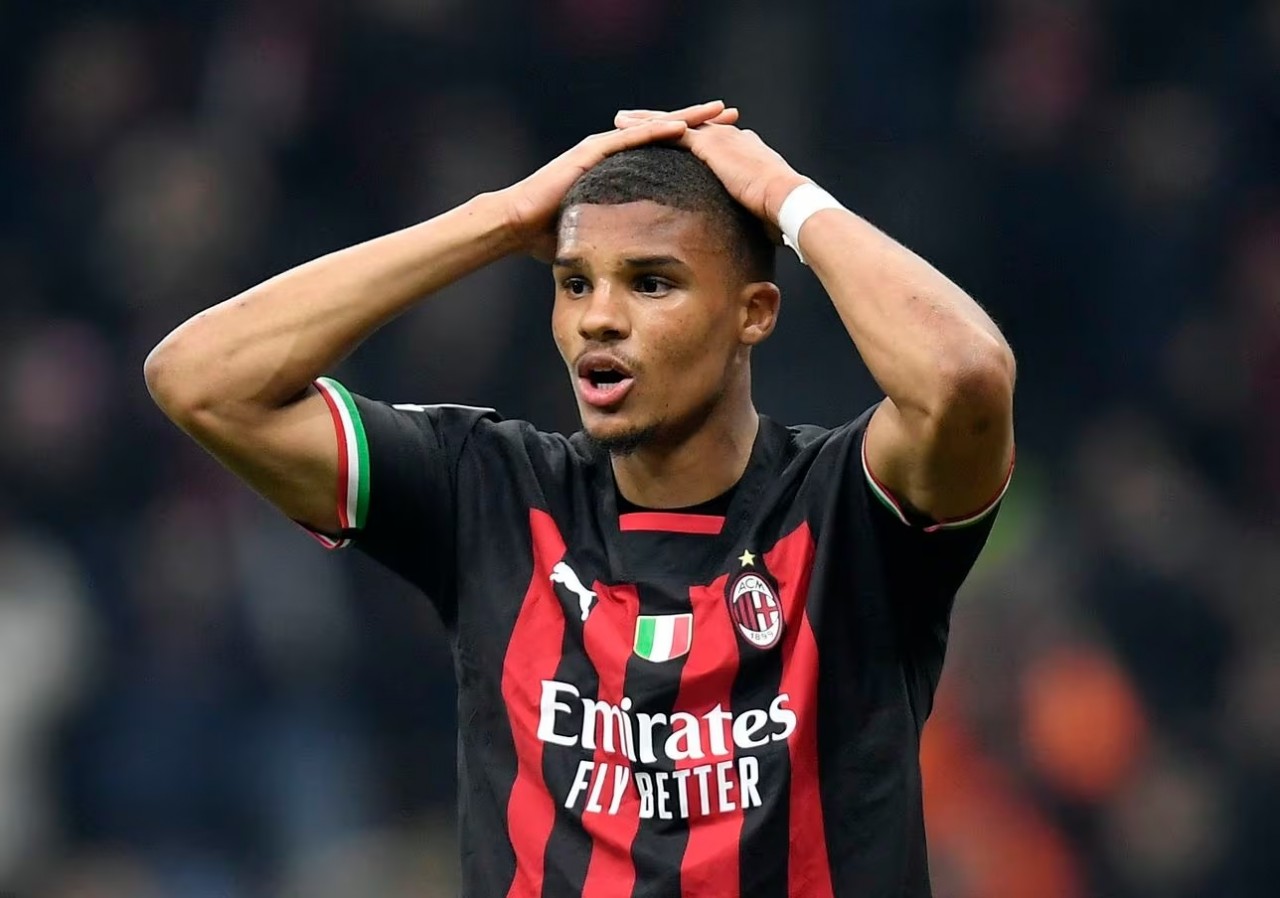 cầu thủ: Bayern Munich đàm phán Malick Thiaw; cầu thủ: Bayern Munich đàm phán Malick Thiaw;